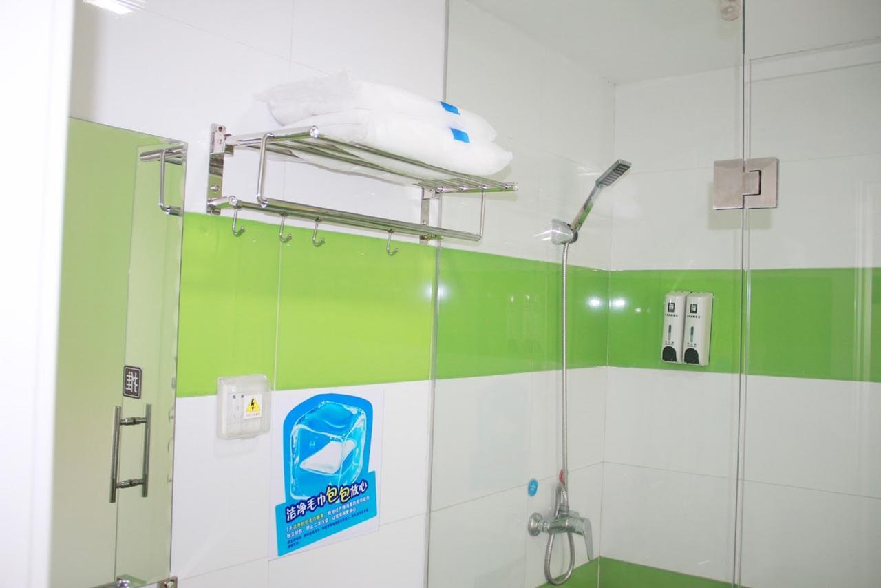 7Days Inn Wuhan Airport Panlong City Экстерьер фото